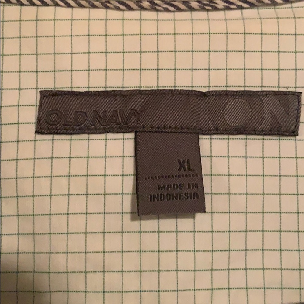 Men’s button down - Picture 4 of 5